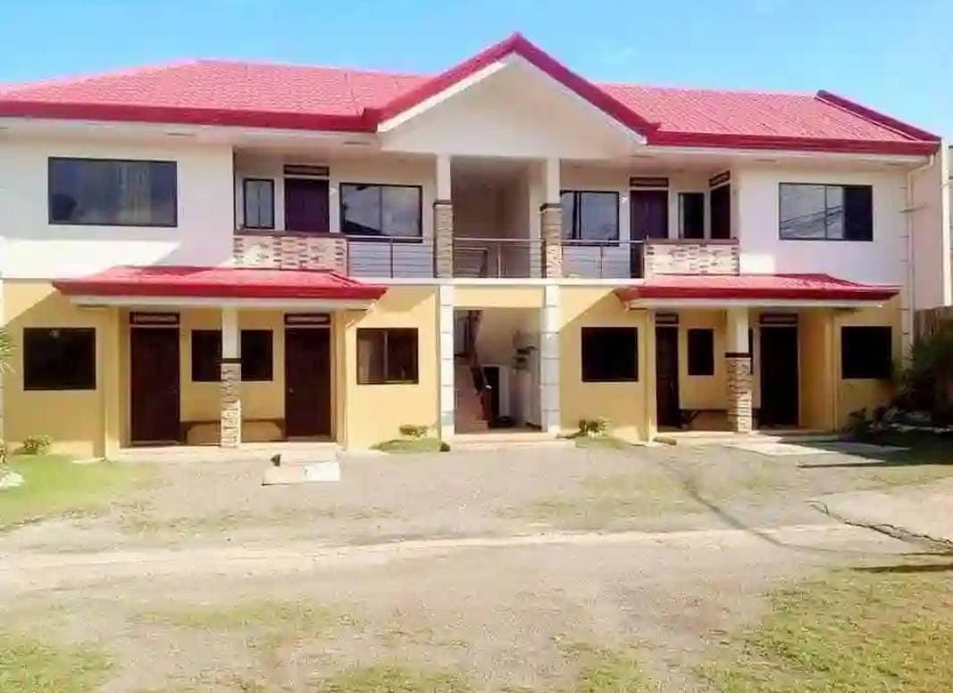 FOR RENT 18K SEMI-FURNISHED - photo 1