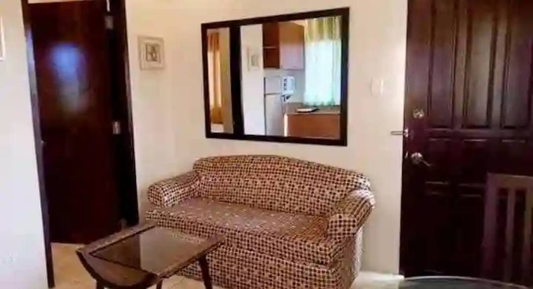 FOR RENT 18K SEMI-FURNISHED - photo 3