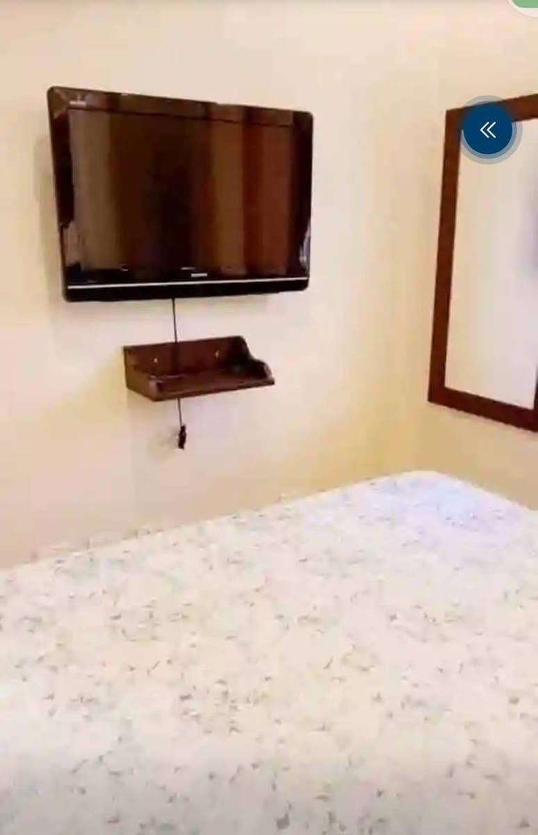FOR RENT 18K SEMI-FURNISHED - photo 4