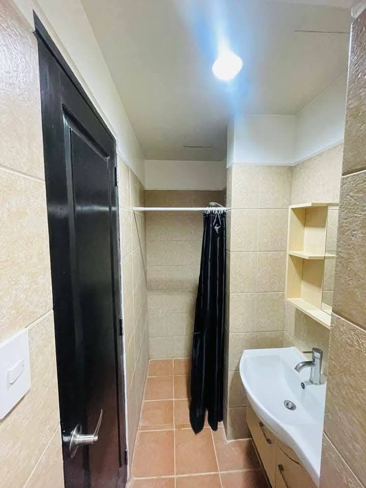 City Soho Condo for rent - photo 3