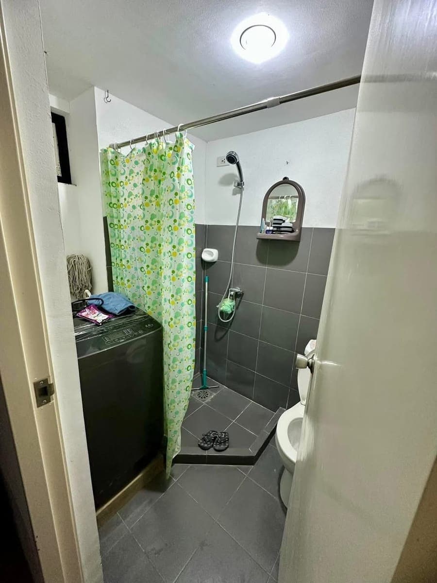 FOR RENT IN BLOQ RESIDENCES SIKATUNA - photo 3