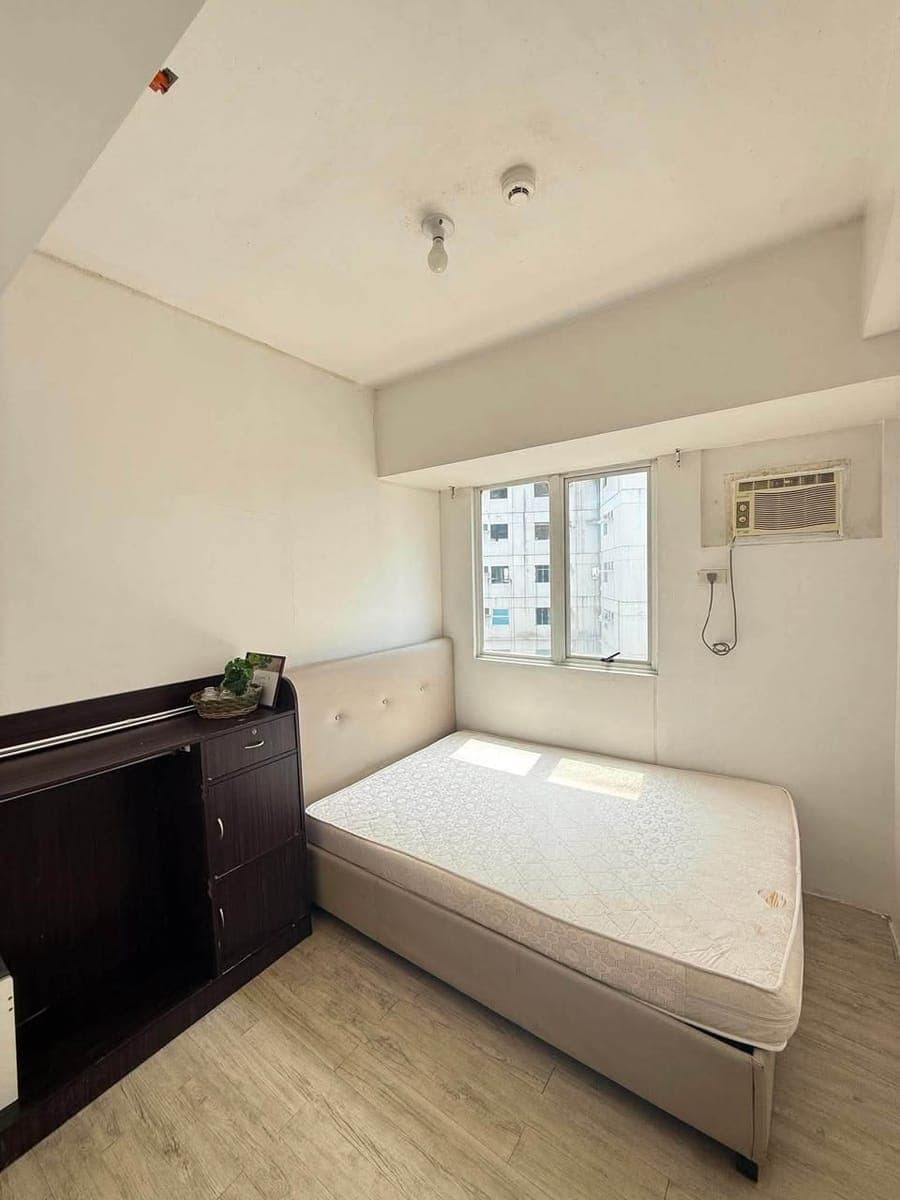 1 Bedroom Condo Unit for Rent - photo 1