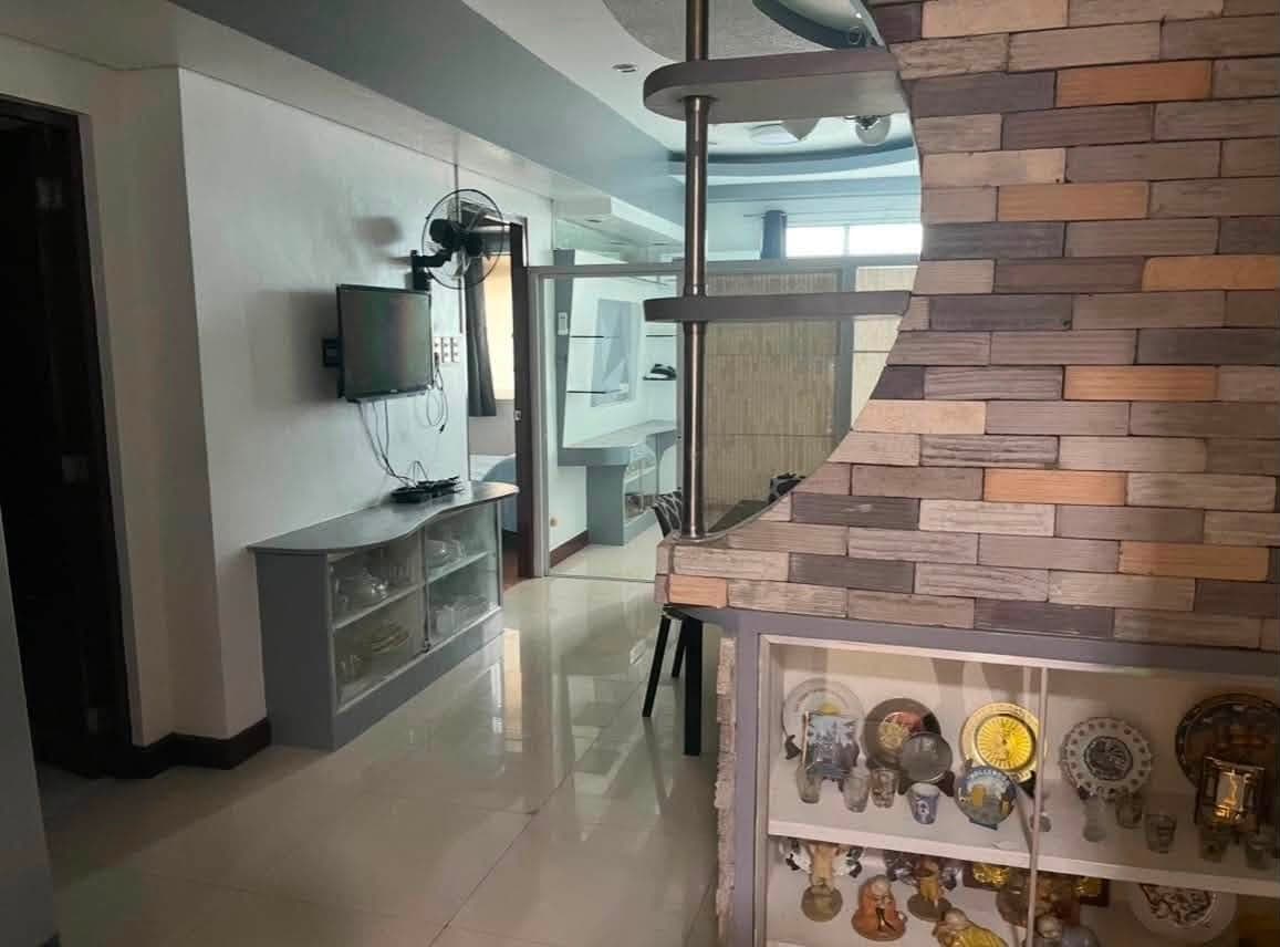 🏙️ MAYFAIR TOWER CONDO UNIT FOR RENT 🏙️ - photo 1