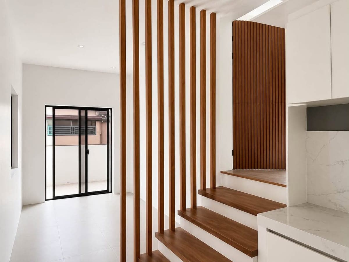 🏡✨ MODERN ELEVATED HOUSE!! - photo 4