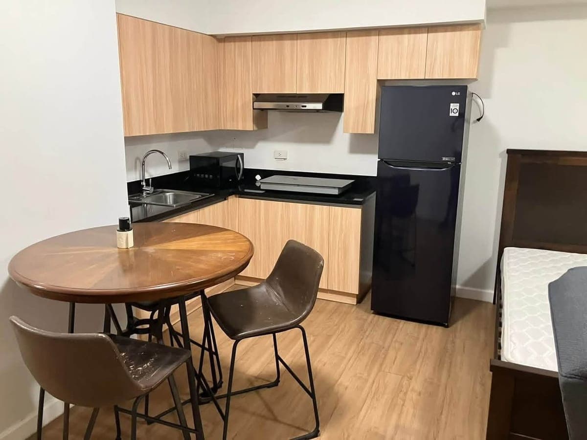 FOR RENT - photo 3