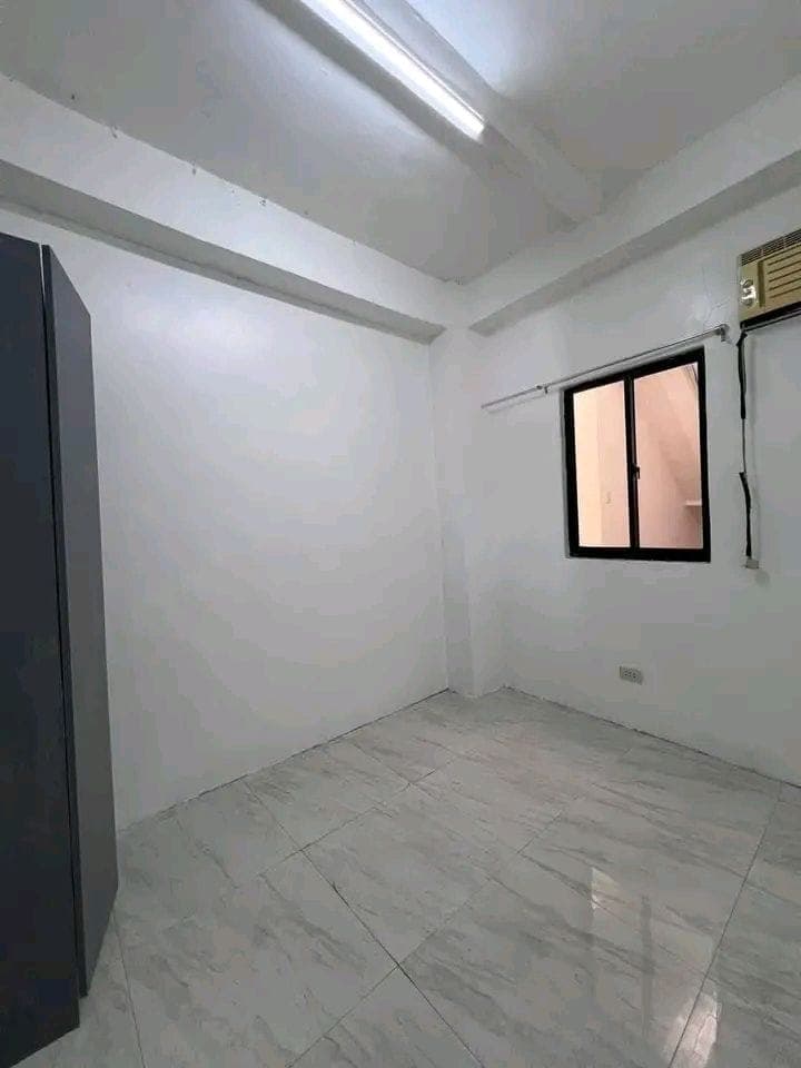 ‼️1 BEDROOM APARTMENT FOR RENT   UNFURNISHED WITH AIR-CONDITIONING‼️PAUNAHAY LANG ‼️ 1 UNIT LEFT - photo 3