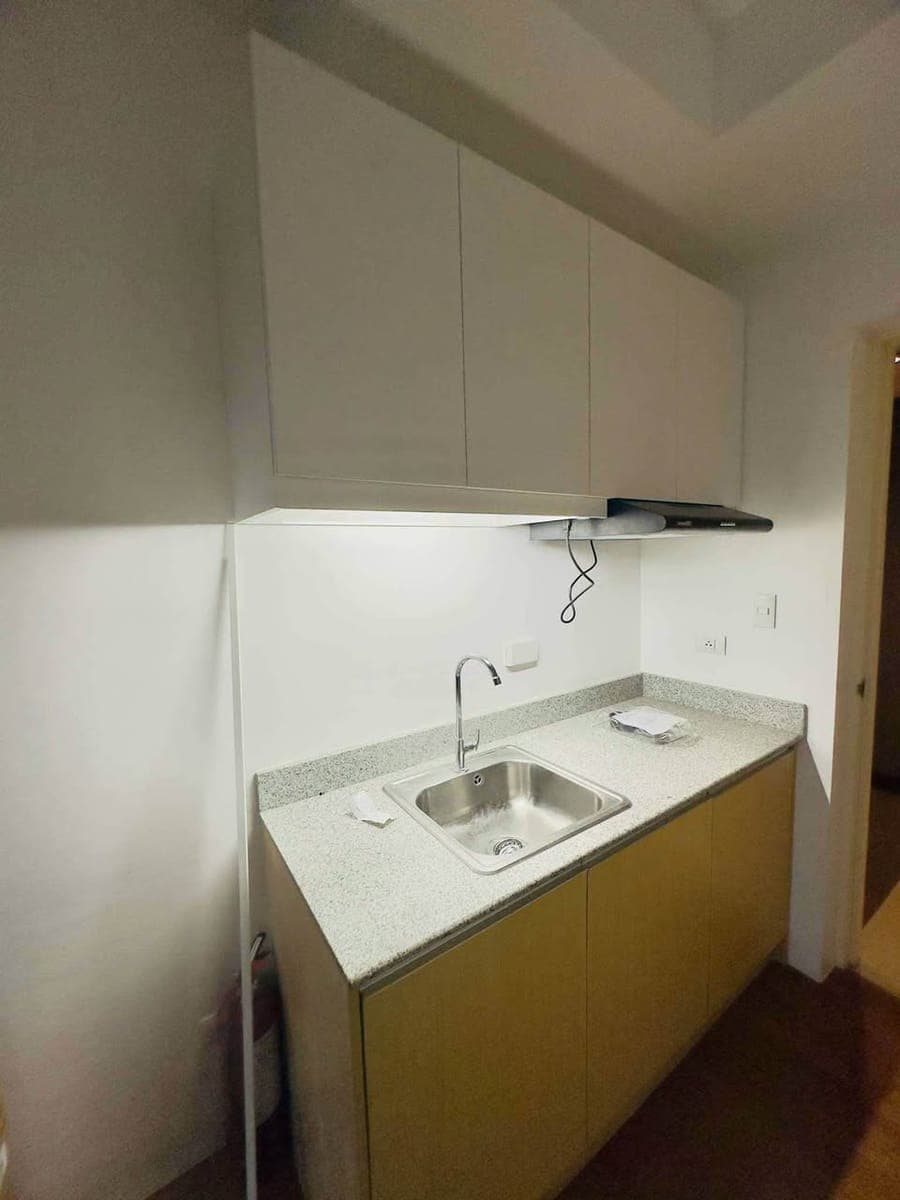 CONDO FOR RENT - photo 4