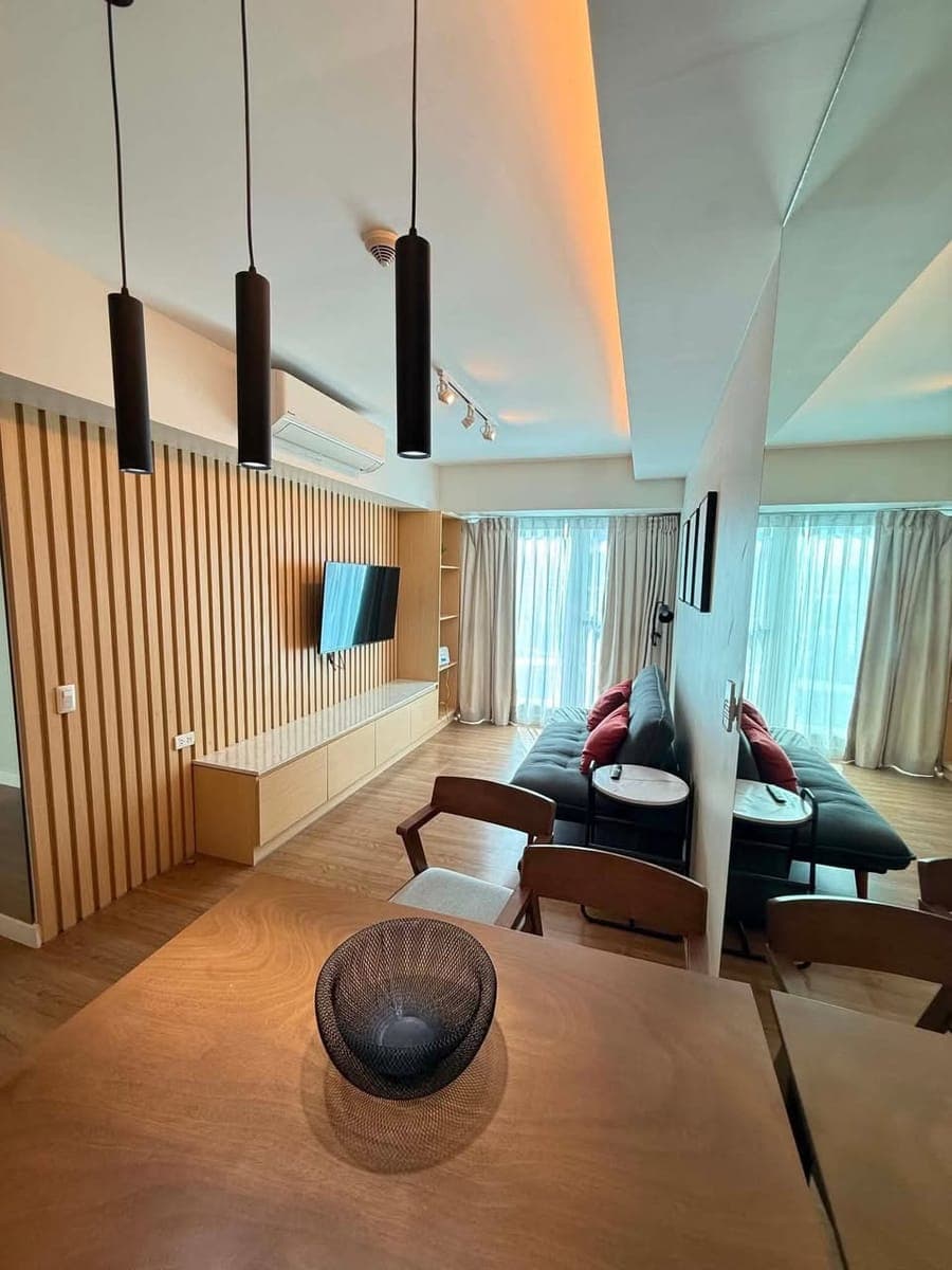 For Rent: 2 Bedroom at Solinea Tower 3 Lazuli - photo 4