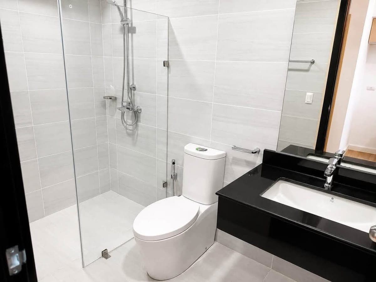 FOR RENT : THE VERANDA STUDIO UNIT - photo 4
