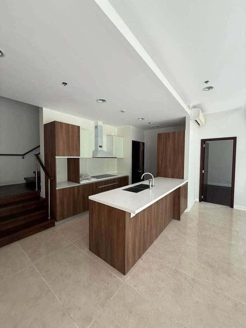 FOR RENT : ARBOR LANES 3BR GARDEN VILLA - photo 2