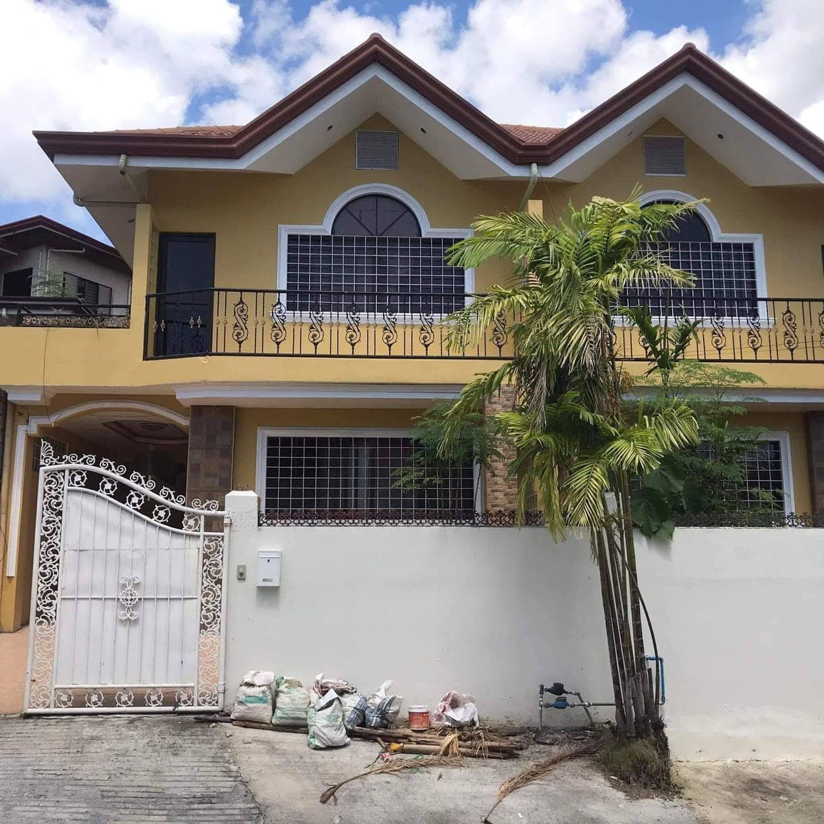 🏡 𝗗𝘂𝗽𝗹𝗲𝘅 𝗛𝗼𝘂𝘀𝗲 𝗙𝗼𝗿 𝗥𝗲𝗻𝘁 – 𝗕𝗮𝗻𝗶𝗹𝗮𝗱, 𝗖𝗲𝗯𝘂 𝗖𝗶𝘁𝘆 - photo 1