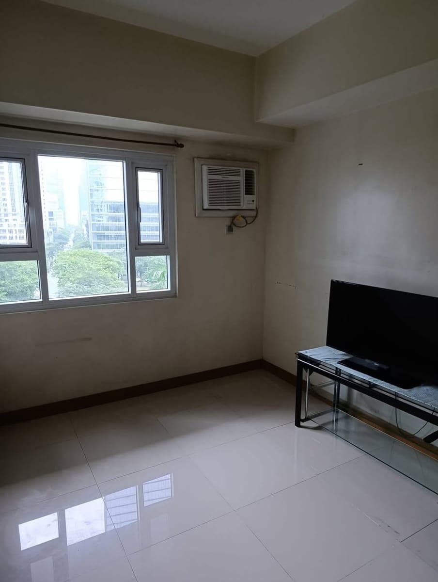 FOR RENT - photo 2