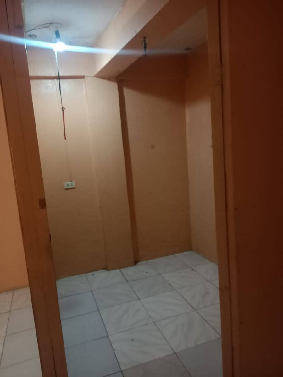 Room for rent 2 bedroom  9500k  2flor sub meter water  Own  meter  ilaw  provide air con  motor park... - photo 3