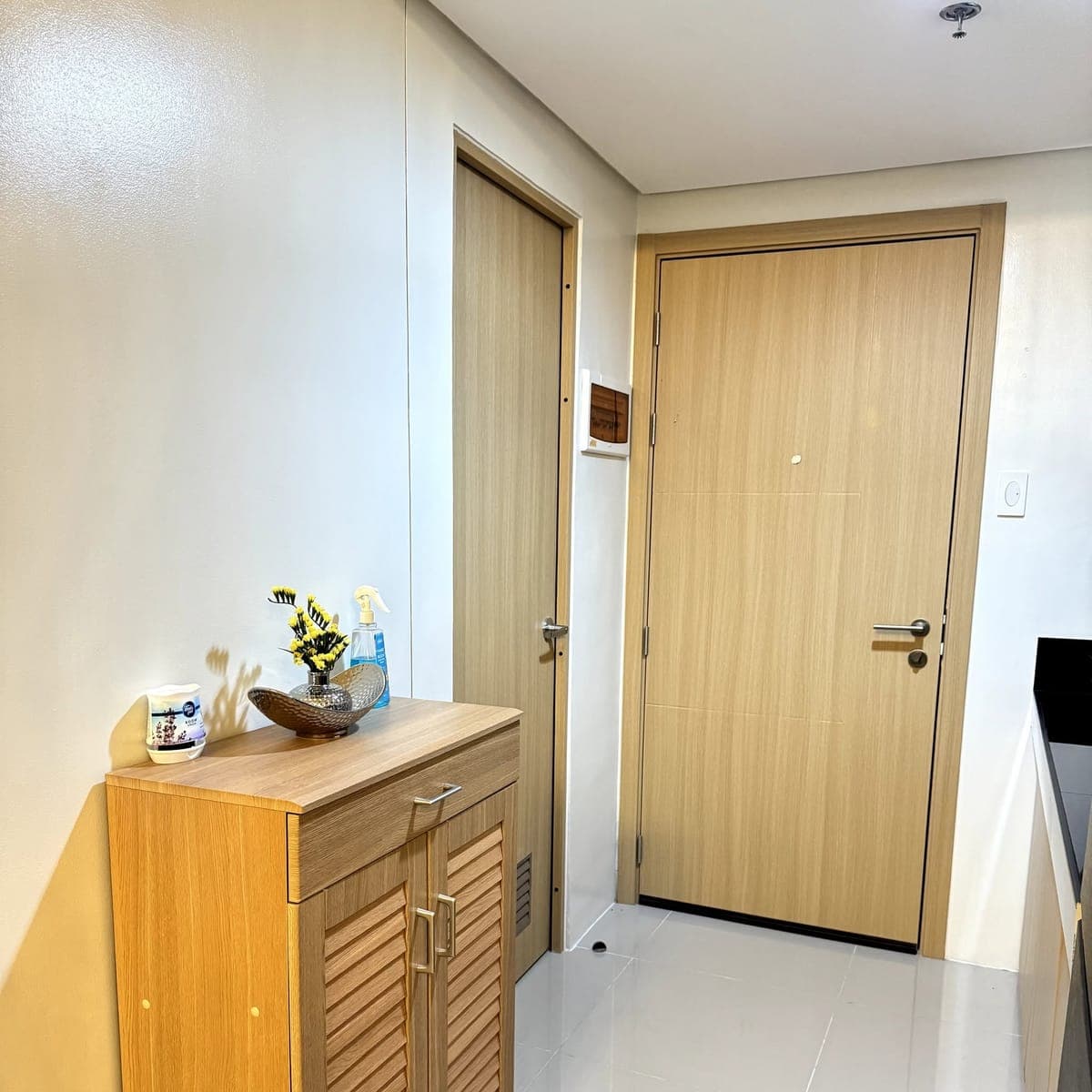 **FOR RENT: 2BR Unit at Vine Residences** - photo 3