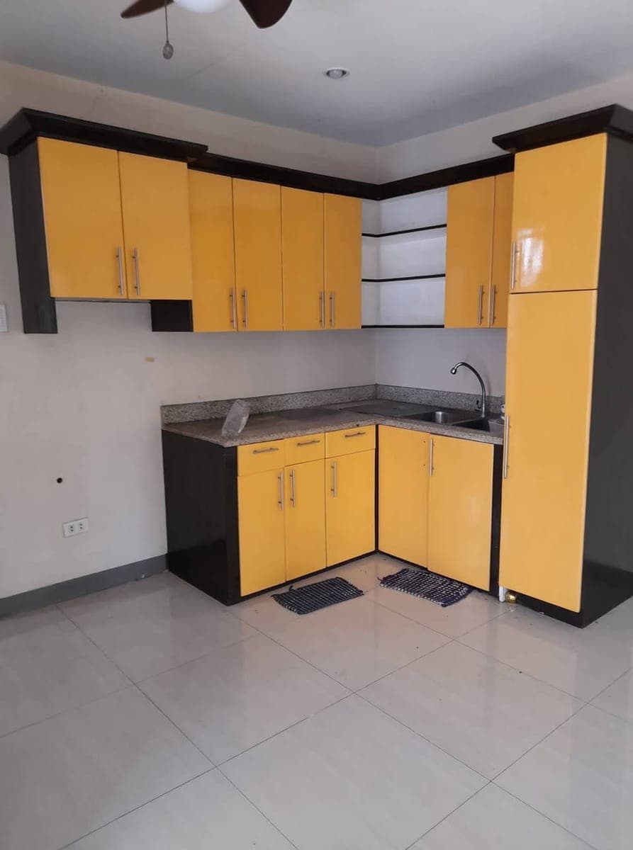 2 storey townhouse - photo 2