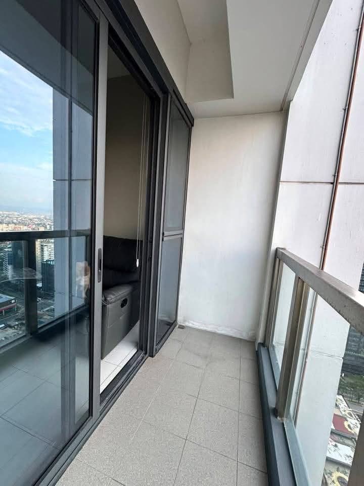 ‼️FOR LEASE🏢Uptown Ritz Residences, Walking distance in Uptown Mall, BGC - photo 2