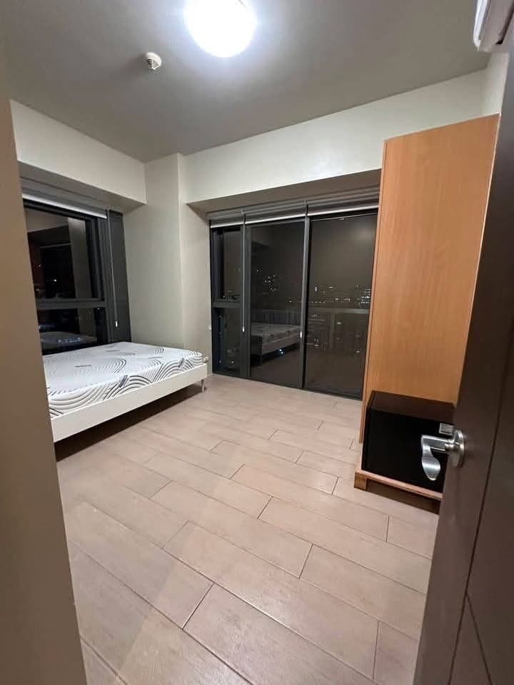 ‼️FOR LEASE🏢Uptown Ritz Residences, Walking distance in Uptown Mall, BGC - photo 4
