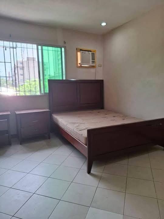 👉 FOR RENT: Semi-furnished Townhouse unit in Cebu City - photo 4