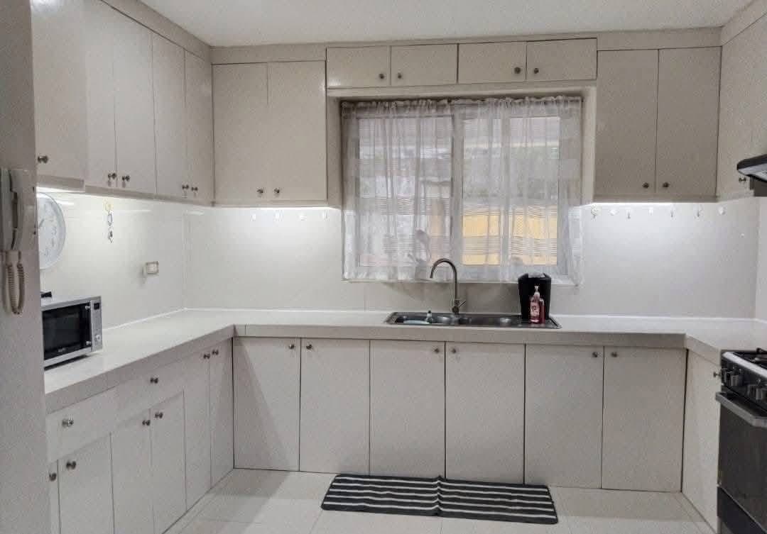 FOR RENT – WELL-MAINTAINED HOUSE WITH POOL - photo 3
