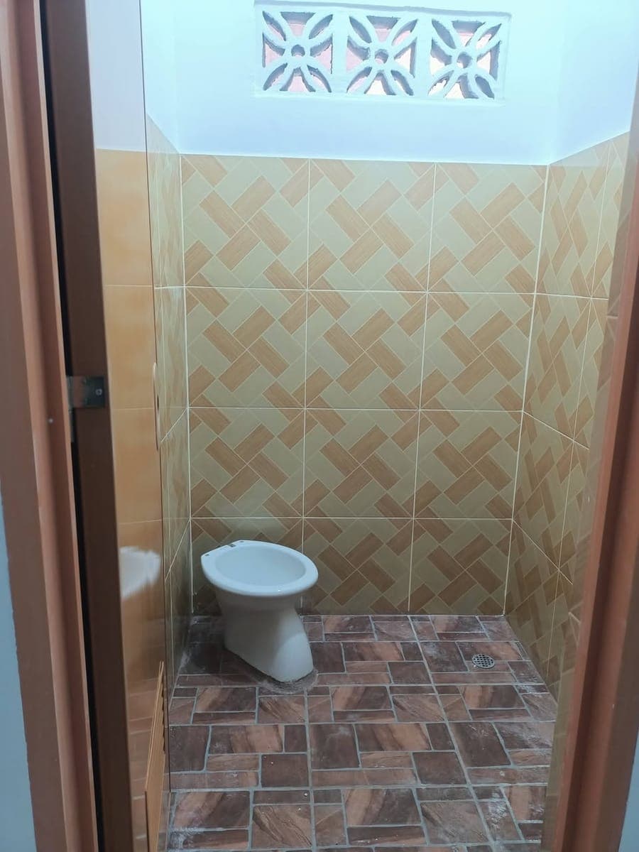 Available 1 room on September 01 2026. - photo 5