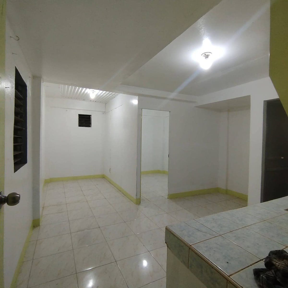 Room for Rent - photo 3
