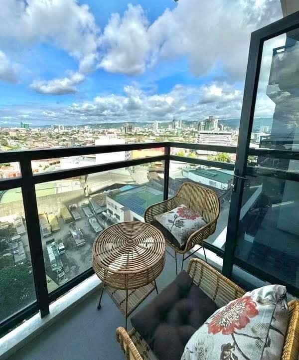 Looking for a move-in ready home in the heart of Cebu? This spacious, fully furnished 1-bedroom unit... - photo 5