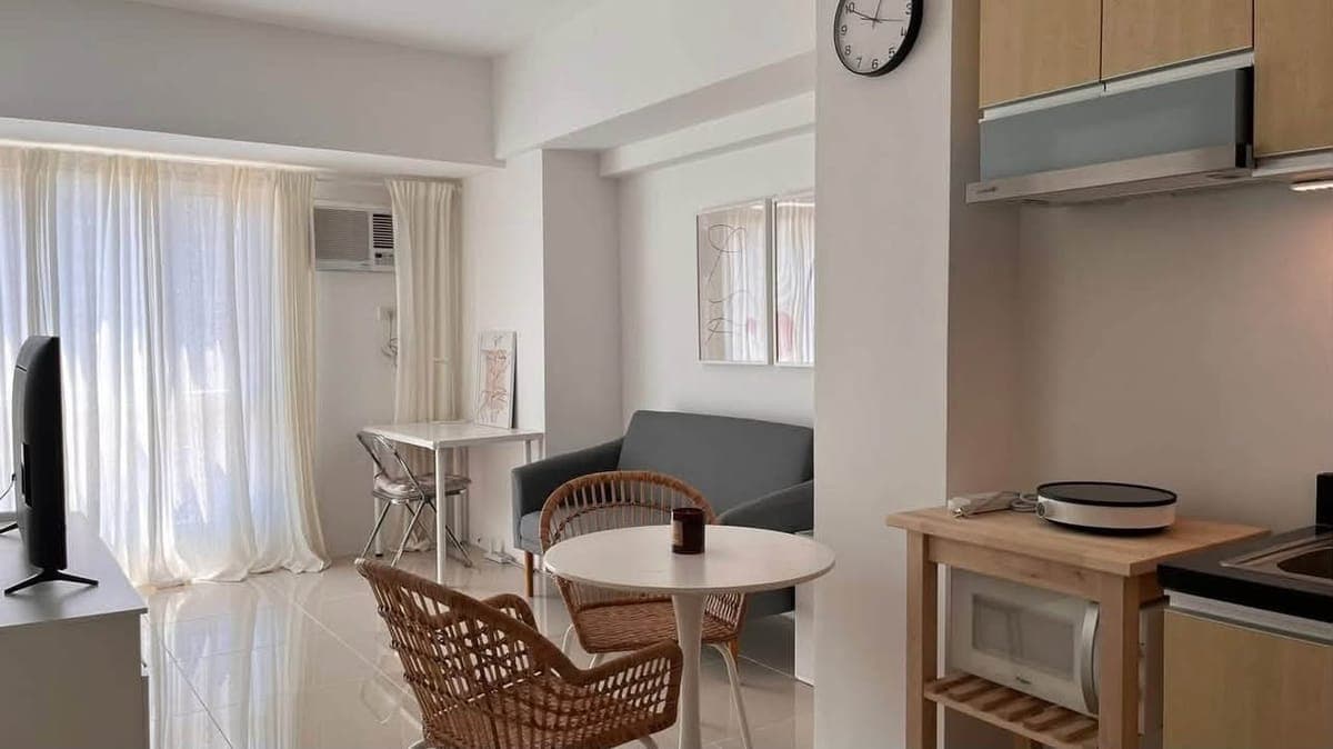 FOR RENT : 1BR - The Montane - photo 1