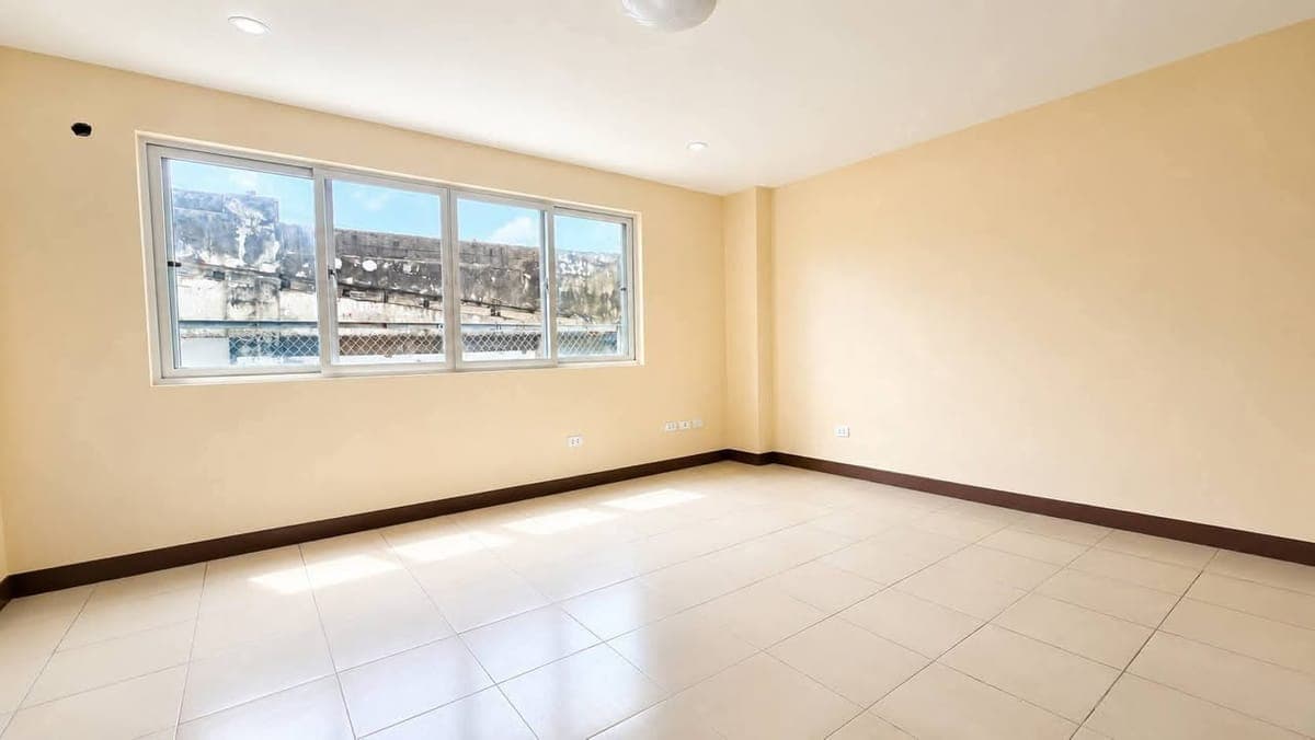 FOR RENT  Spacious 2BR Flat in the heart of Banilad - photo 2