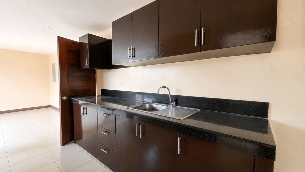FOR RENT  Spacious 2BR Flat in the heart of Banilad - photo 4