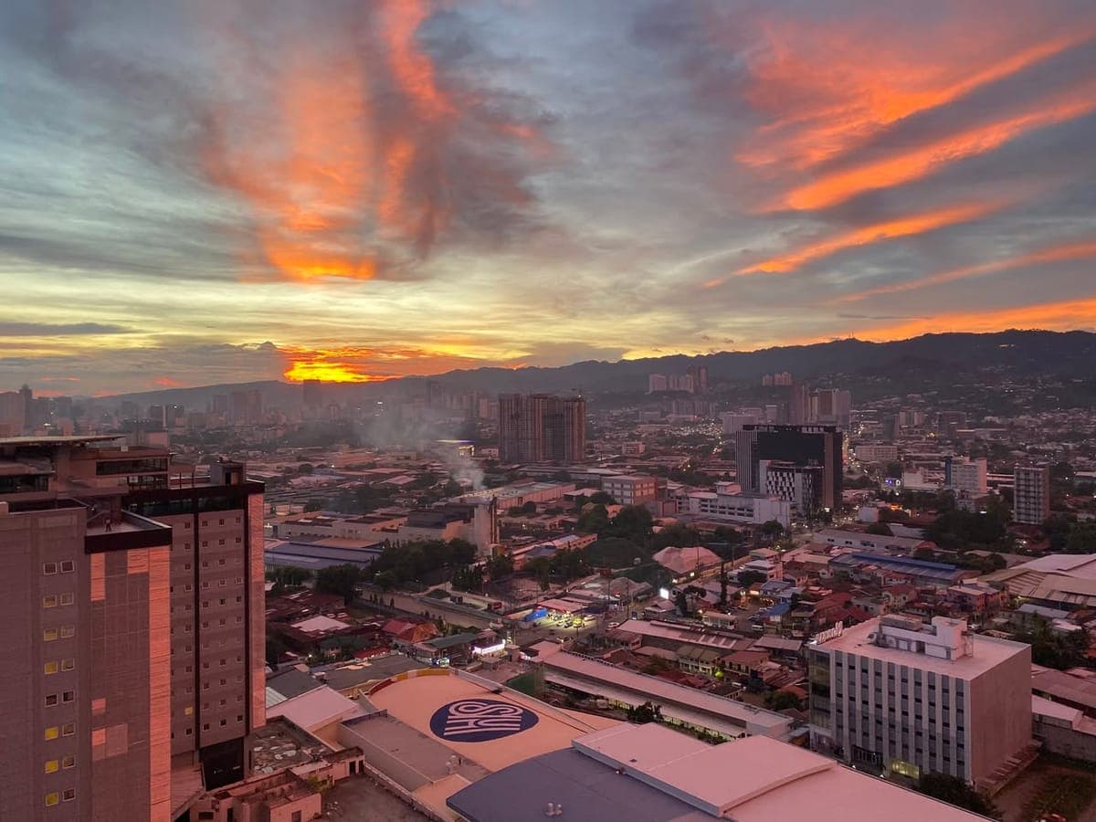 J-Tower Mandaue Studio 22.5sqm for Rent - photo 3