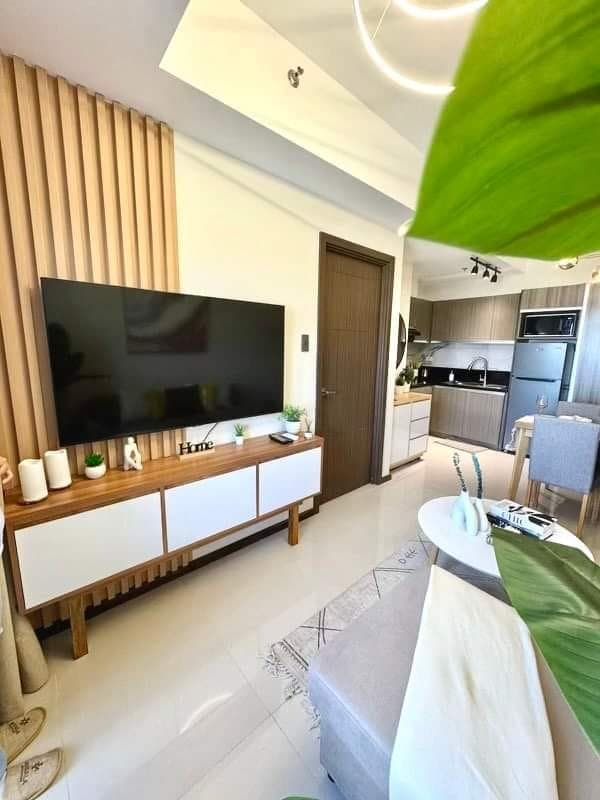 Modern 1BR Fully furnished Condo for RENT in Galleria Residences - photo 4