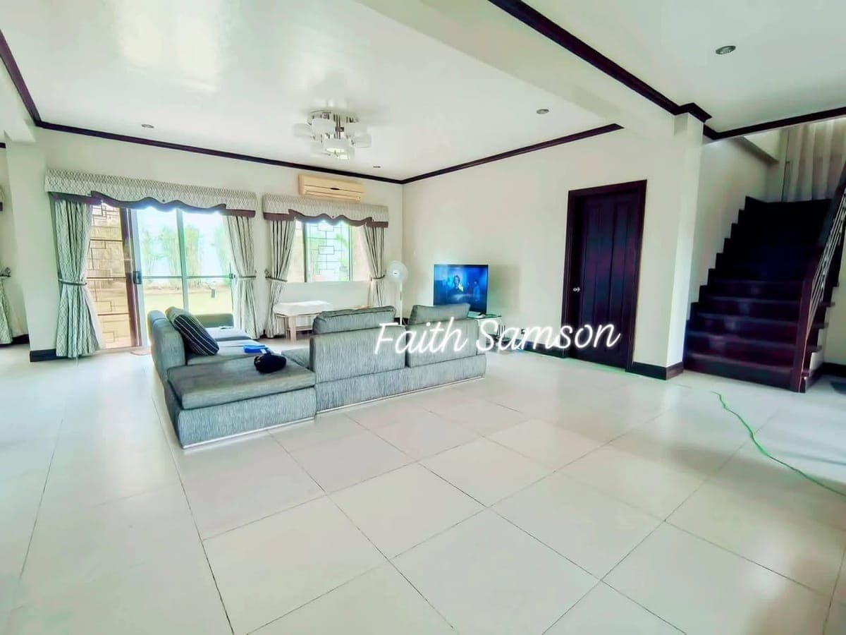 5 BEDROOMS FOR RENT - photo 1