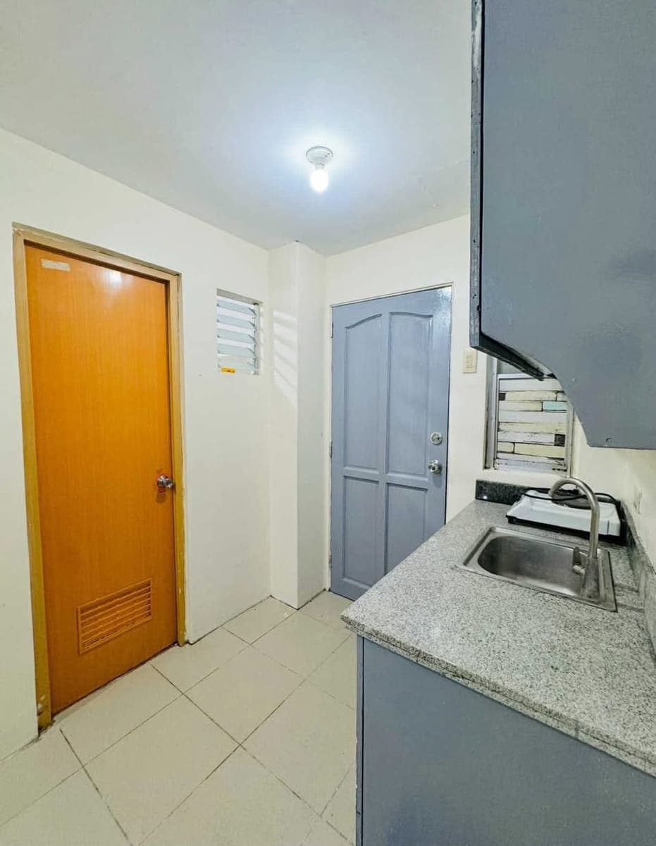 Condo/Room for Rent 🔑 - photo 1