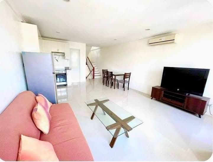 💥FOR RENT 4BR Semi-Furnished Townhouse in Guadalupe Near Bethany School 1 Ride to Capitol/Fuente️💥 - photo 3