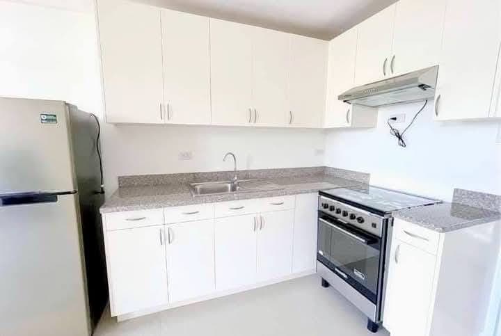 💥FOR RENT 4BR Semi-Furnished Townhouse in Guadalupe Near Bethany School 1 Ride to Capitol/Fuente️💥 - photo 5