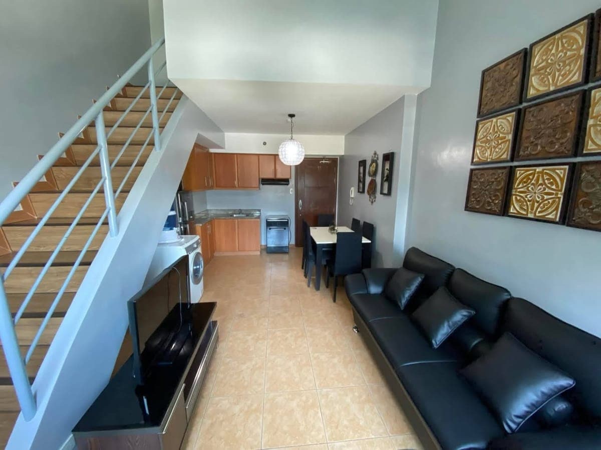 For Lease - photo 2