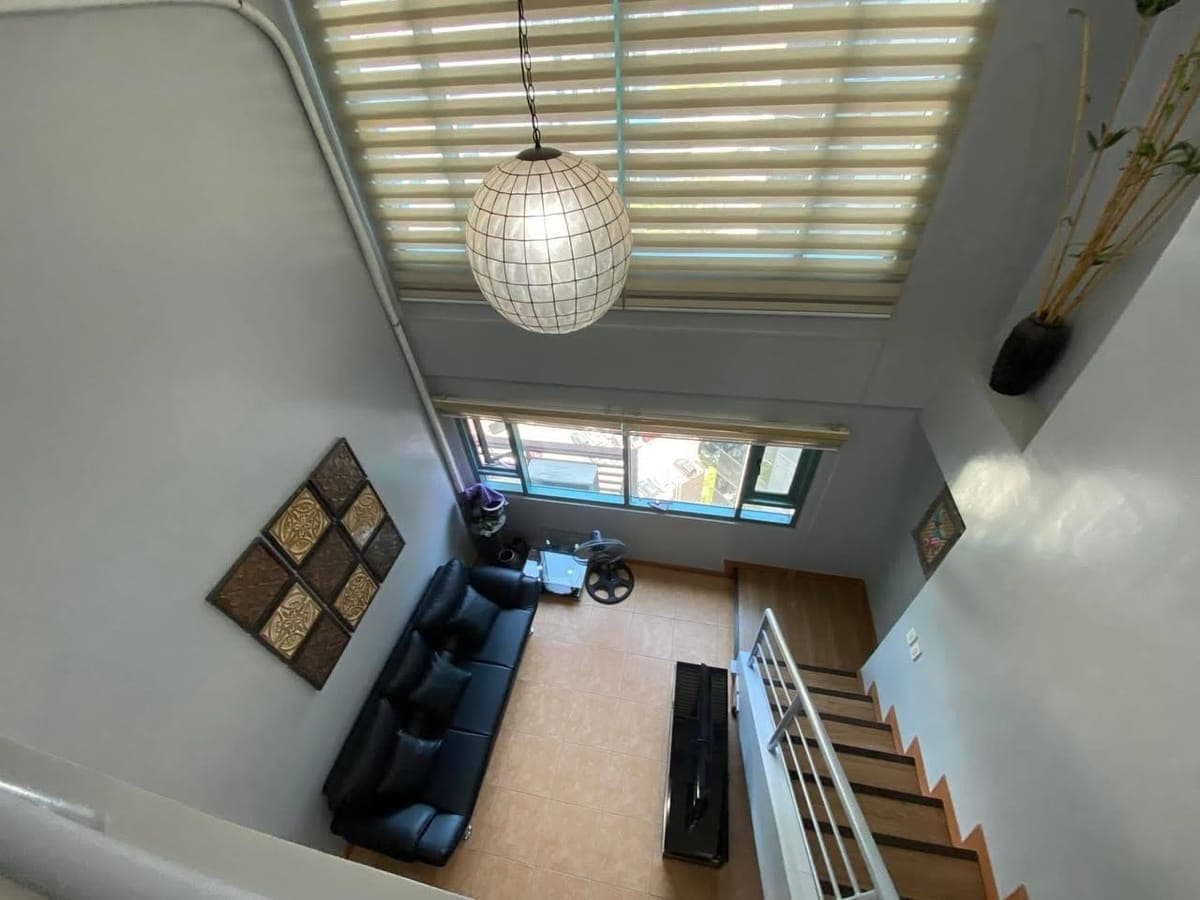 For Lease - photo 3