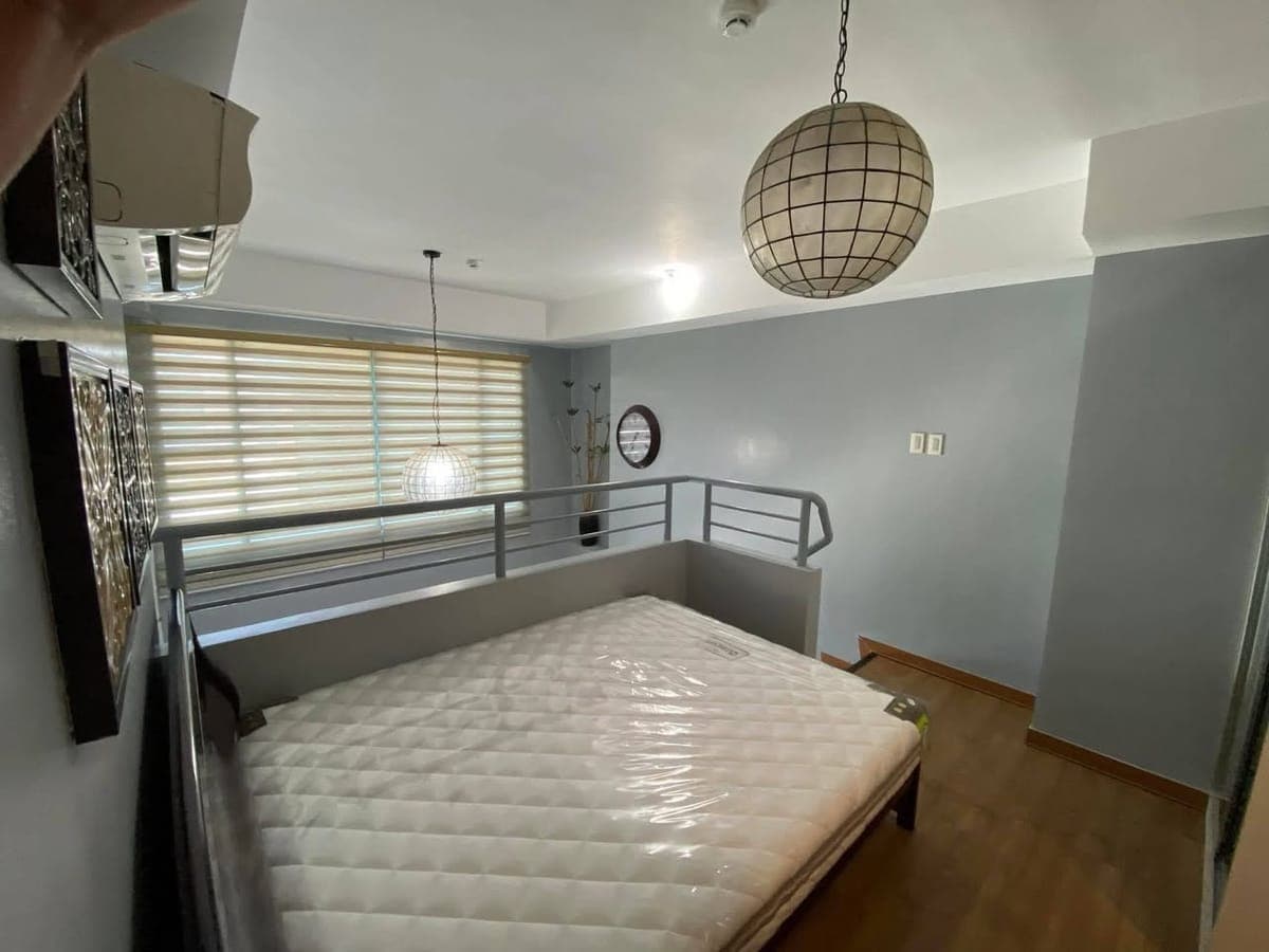 For Lease - photo 5