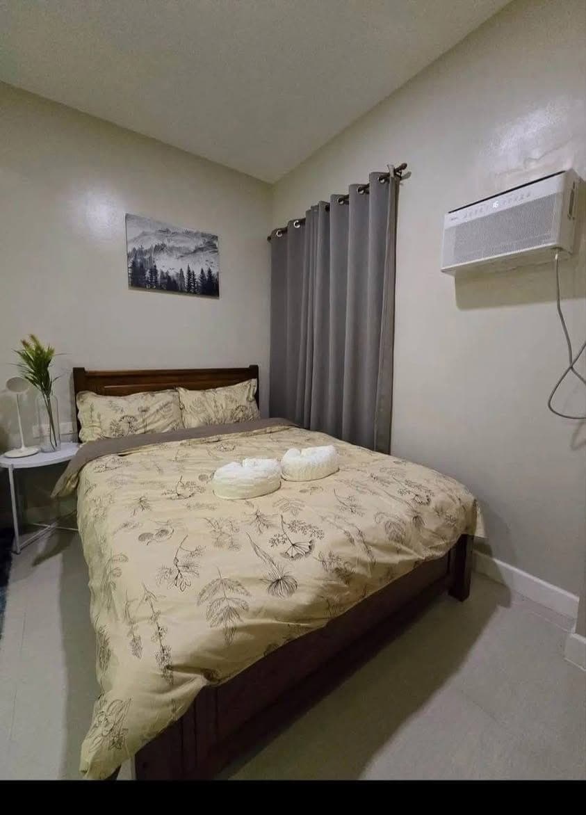 ❤️Condo For Rent with PARKING❤️ - photo 2