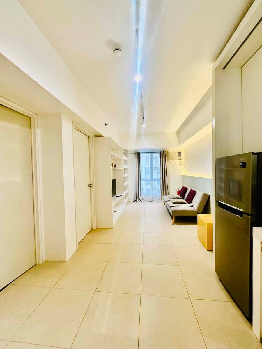 Looking for a stylish and convenient home in IT Park? This beautifully renovated 1-Bedroom condo uni... - photo 4