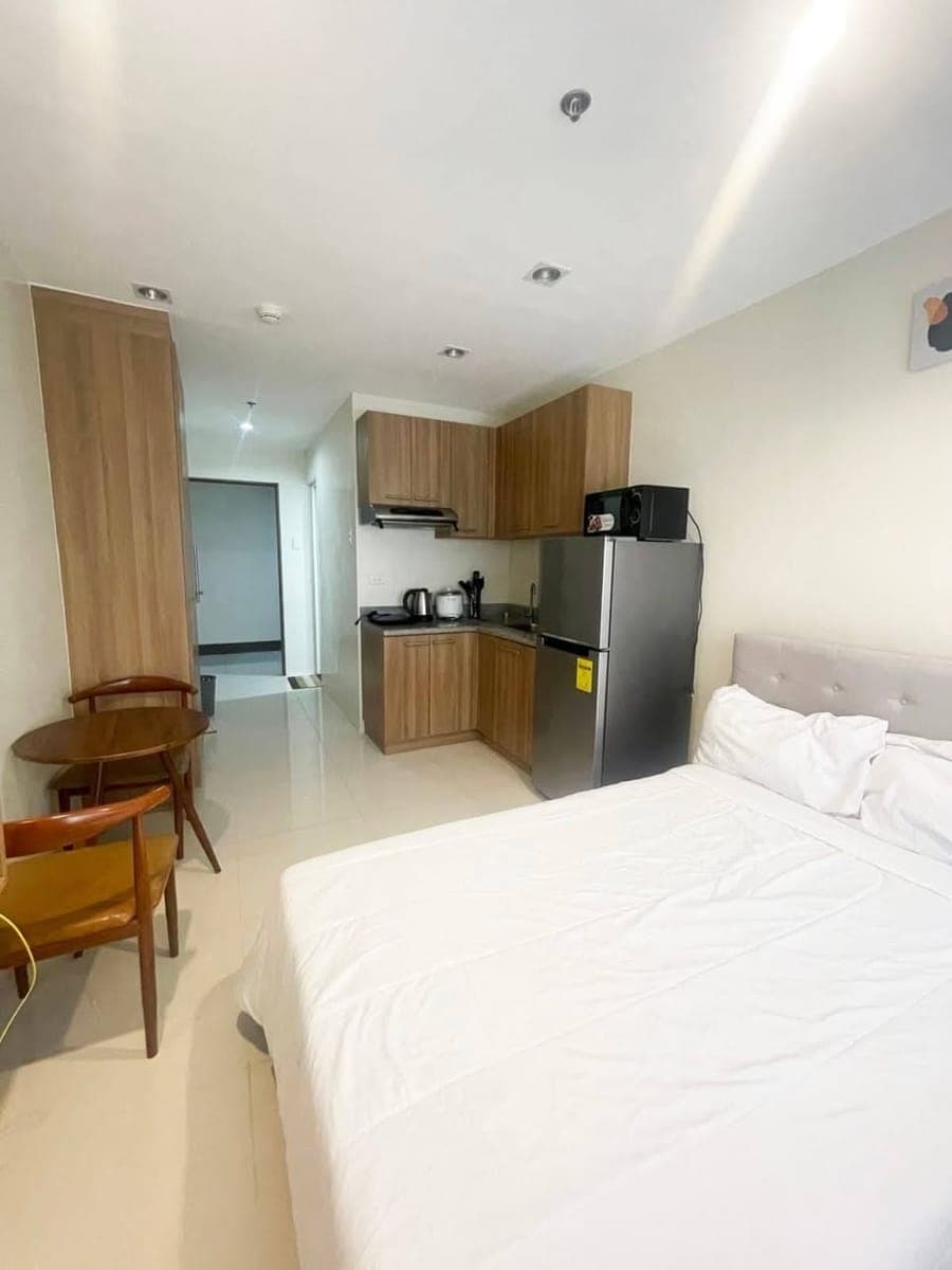 🩹Midpoint Residences Studio For Rent - photo 5