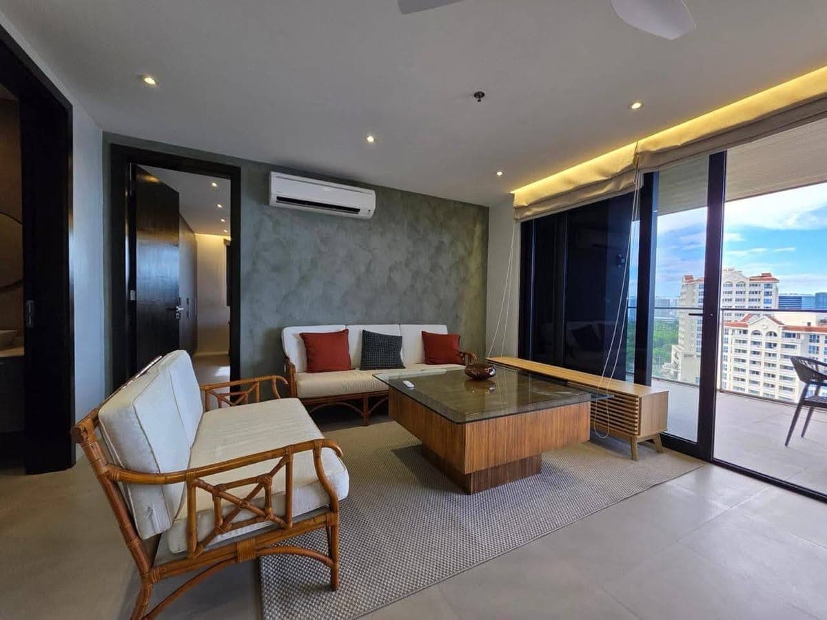 For Rent: The Reef Large 1 bedroom corner unit - photo 2