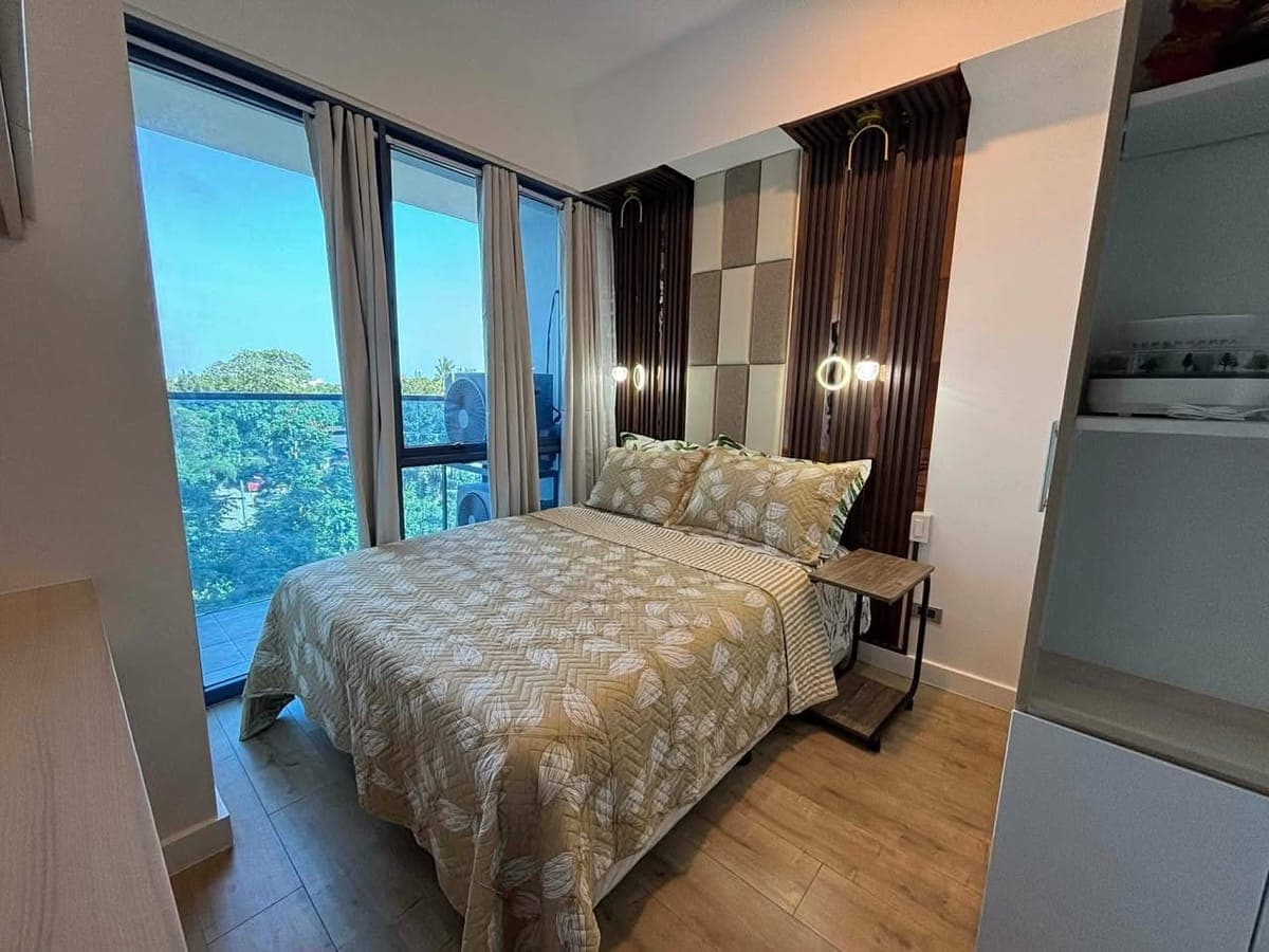 🌿 Brand New Corner 2BR with Balcony | Nature View | 38 Park Ave, Cebu IT Park - photo 3