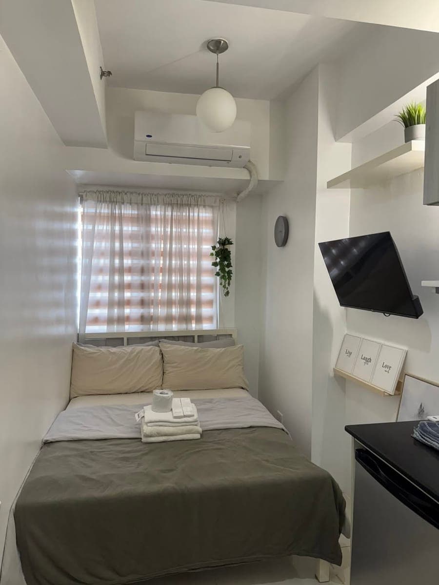 Fully Furnished Studio Condo Unit For Rent - Unit 5111 (51st Floor) Green Residences - photo 1