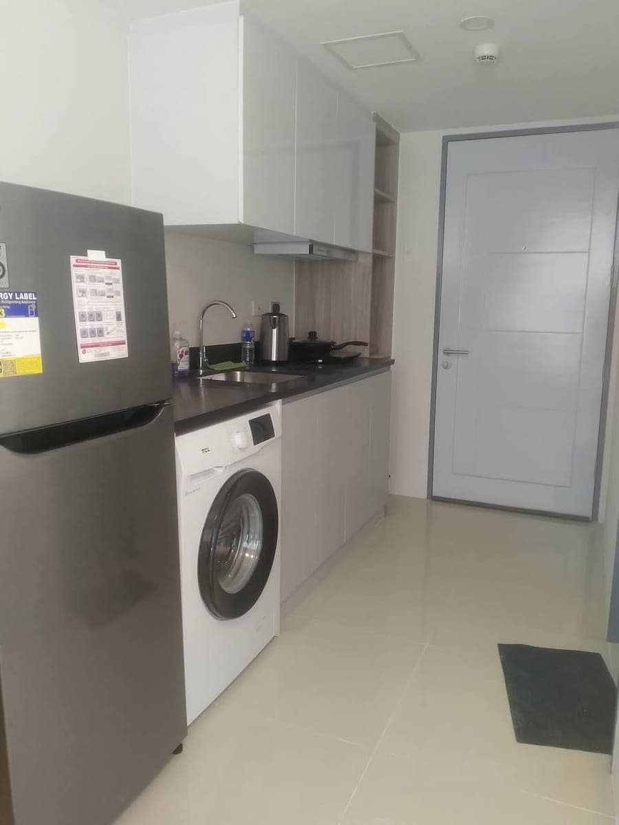 Brand-new One bedroom Corner unit  for Rent at J Tower Residences - photo 4