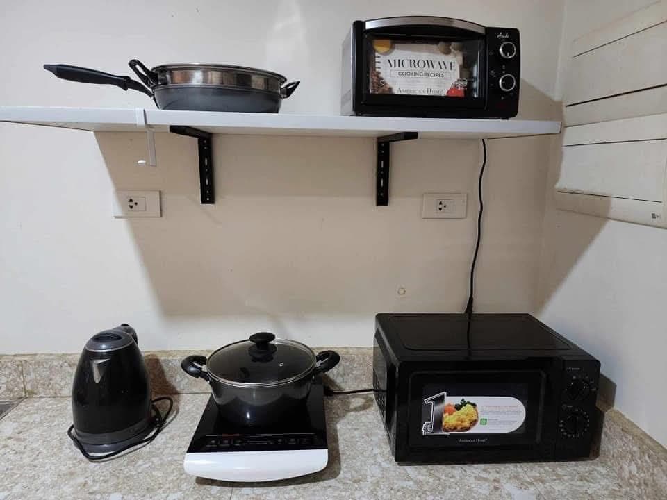 Persimmon Studio for rent- 16k including condo dues and FREE WIFI, POOL AND GYM USE‼️ - photo 5