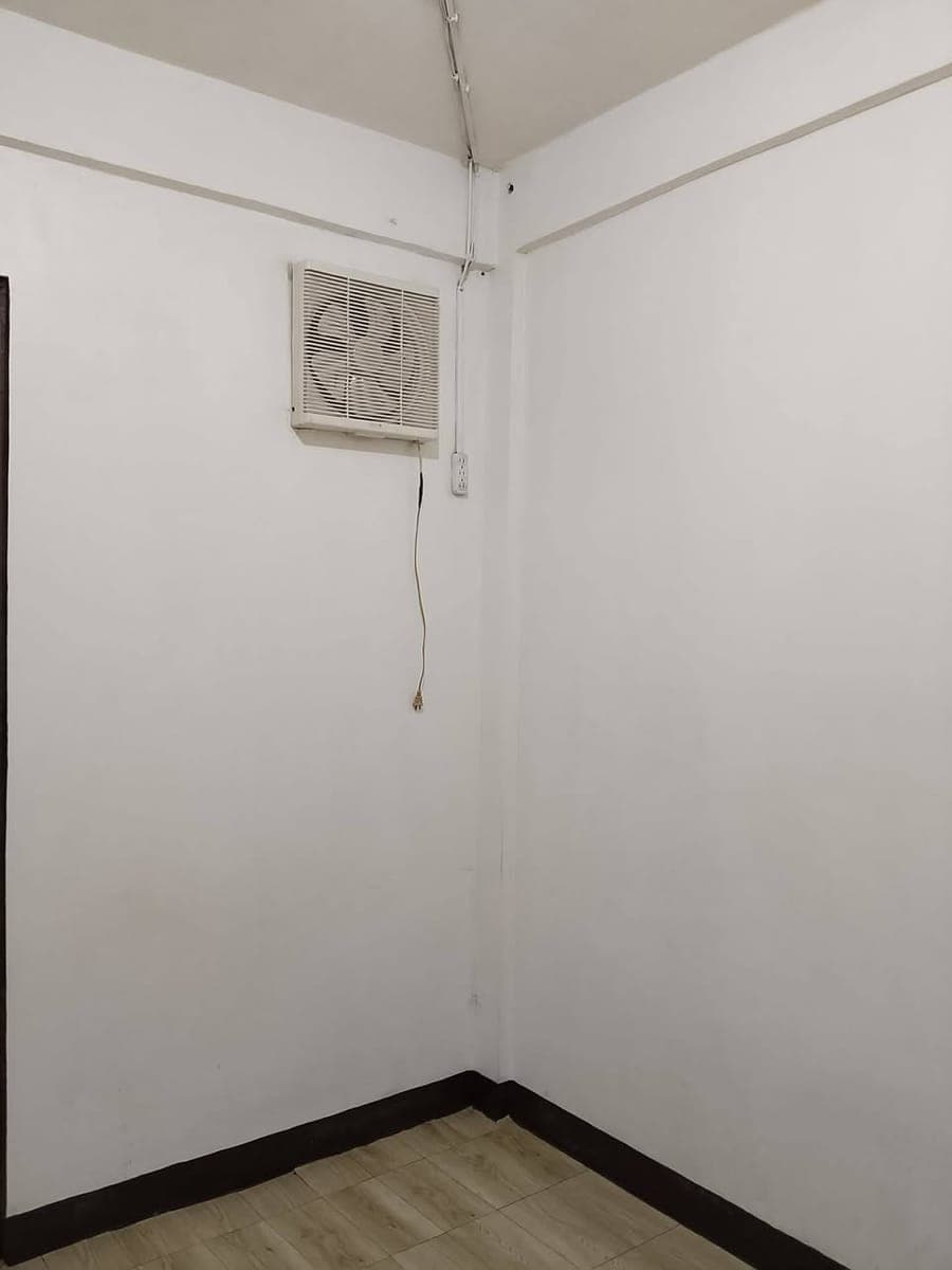 ROOM For Rent - photo 3