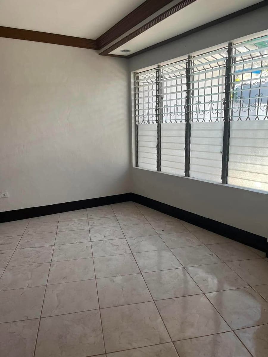 🏡 𝐇𝐎𝐔𝐒𝐄 𝐅𝐎𝐑 𝐑𝐄𝐍𝐓 𝐈𝐍 𝐁𝐀𝐍𝐀𝐖𝐀, 𝐂𝐄𝐁𝐔 𝐂𝐈𝐓𝐘 🏡 - photo 4