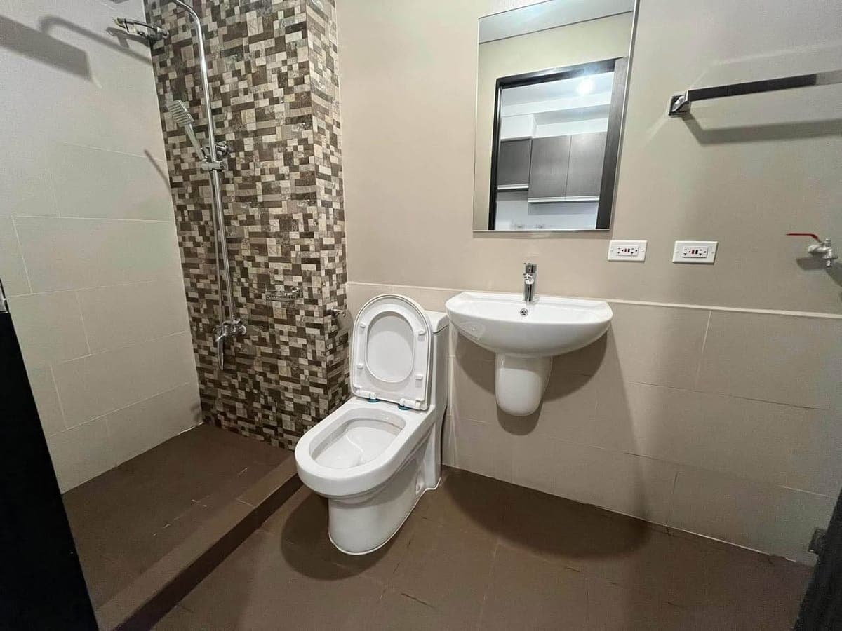 STUDIO UNIT FOR RENT –  | SYNC RESIDENCES - BARE ONLY - photo 3