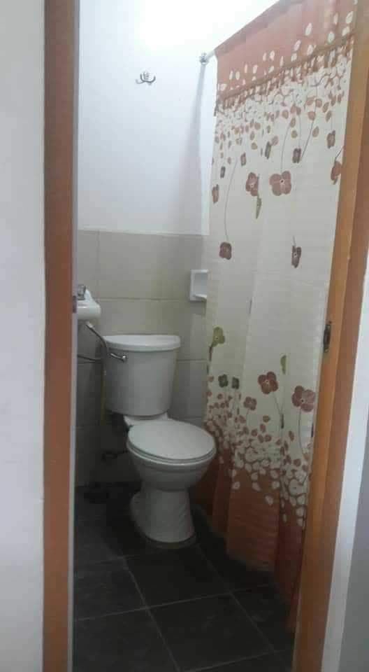 For Rent 25 sq.meter at Tisa Labangon near Schools,Malls,Banks ,Market overlooking at 4th flr. Well ventilated . - photo 5